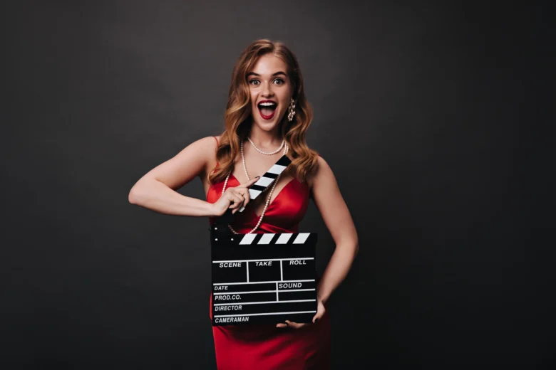 Actors who started out as extras and became stars